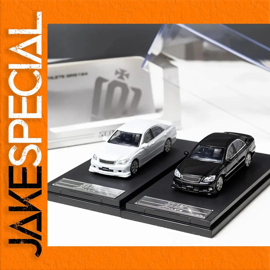 Zoom 1:64 CROWN Athlete Model GRS184 Set 1 Zoom 1:64 CROWN Athlete Model GRS184 Set