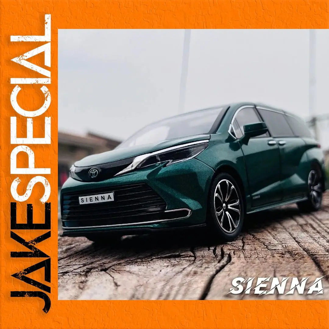 1:24 Scale Sienna MPV Model Car in Green 1 1:24 Scale Sienna MPV Model Car in Green