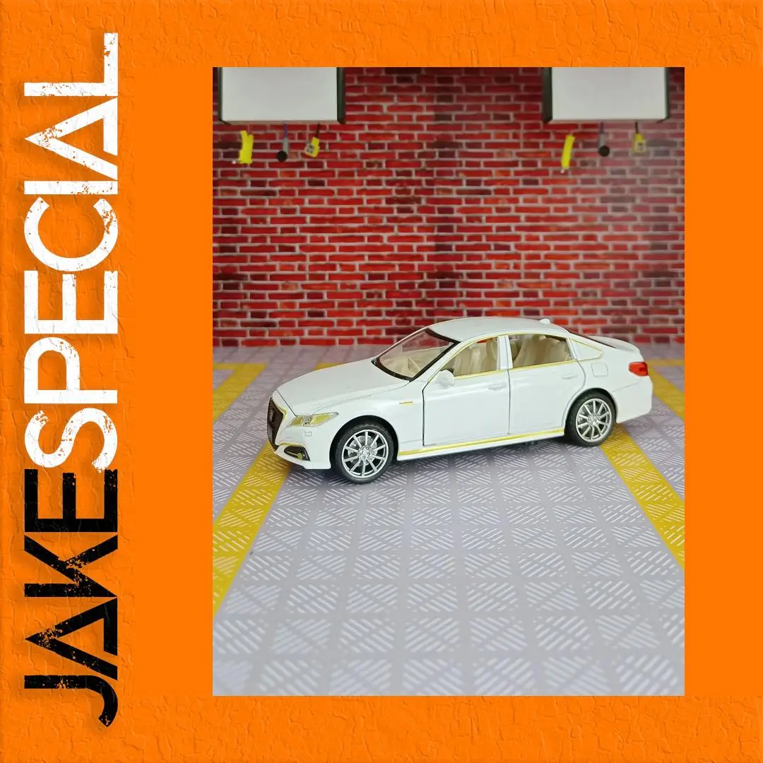 1:32 Scale Alloy Diecast Car Model 1 1:32 Scale Alloy Diecast Car Model