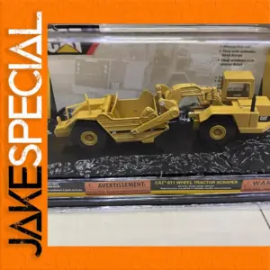 CAT 611 Wheeled Scraper Truck Model 1:64 Scale