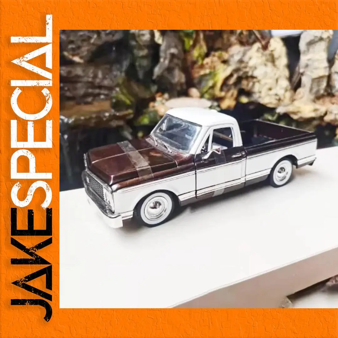 1972 Pickup Truck Diecast Model 1:24 Scale 1 1972 Pickup Truck Diecast Model 1:24 Scale