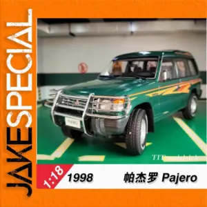 1:18 Scale Mitsubishi Pajero Model in Green