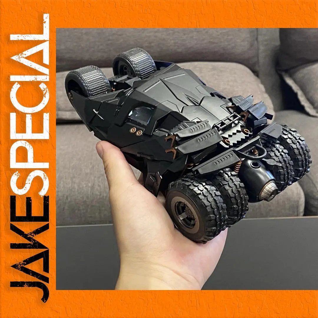 1:24 Scale Batmobile Tumbler Diecast Model 1 1:24 Scale Batmobile Tumbler Diecast Model