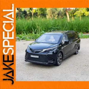 Black Sienna MPV 1:24 Diecast Model with Lights