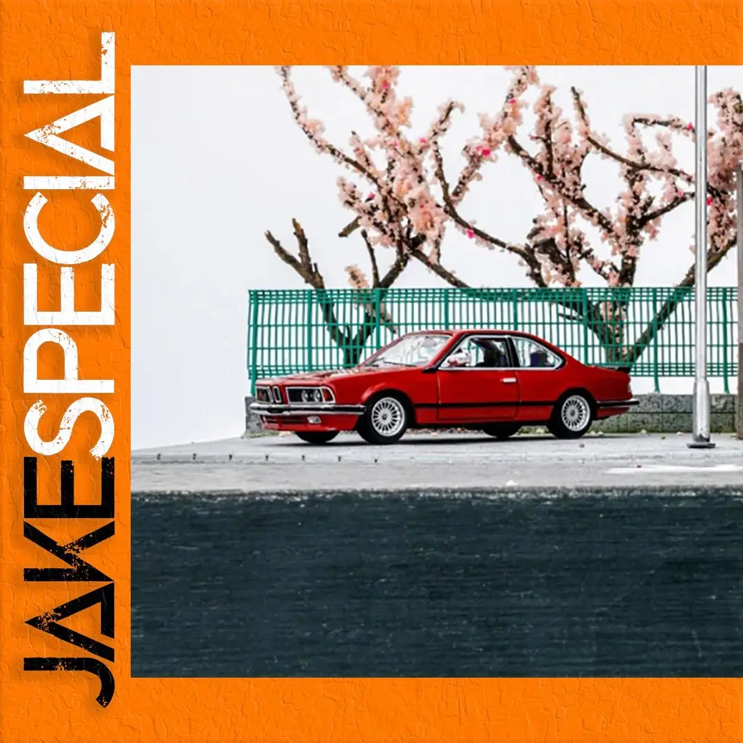 Diecast 1:64 E24 635 CSI Model Car 1 Diecast 1:64 E24 635 CSI Model Car