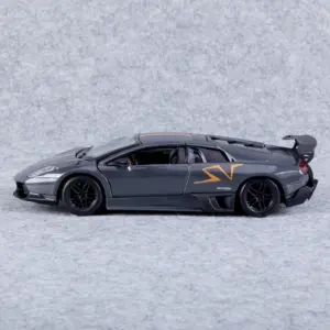 Bburago 1:24 Lamborghini LP670-4 SV Model Car 15 H73ce6844395f4eccb3c29554f49a94d77