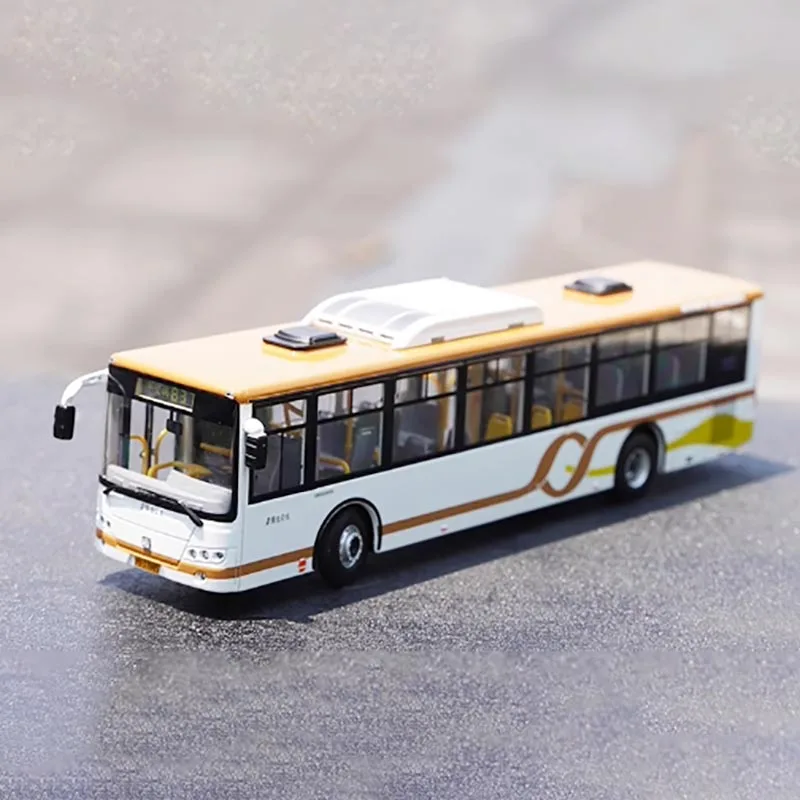Shanghai SUNWIN 6116HG Diecast Bus Model 1:42 5 Shanghai SUNWIN 6116HG Diecast Bus Model 1:42 - Image 5