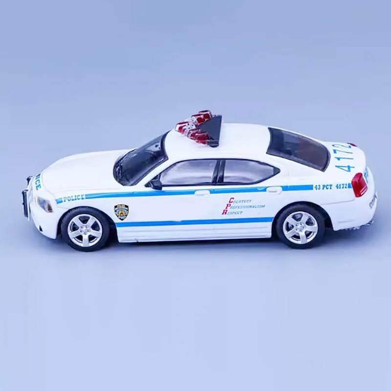 1:64 Diecast 2008 Police Charger Model 3 1:64 Diecast 2008 Police Charger Model - Image 3