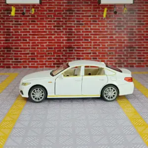1:32 Scale Alloy Diecast Car Model 15 S05bebe6a8b0f4e02932b1a3d341c46bax