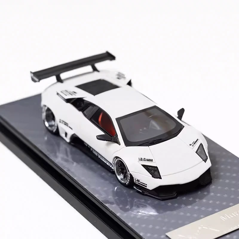 LP670-4 Bat 1:64 Scale Diecast Model Cars 4 LP670-4 Bat 1:64 Scale Diecast Model Cars - Image 4