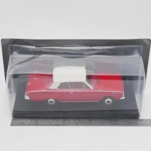 Aaliant Acapulco 1:24 Scale Diecast Model Car 12 S0a5f55ea86b84e479225ab5674fdc68cq