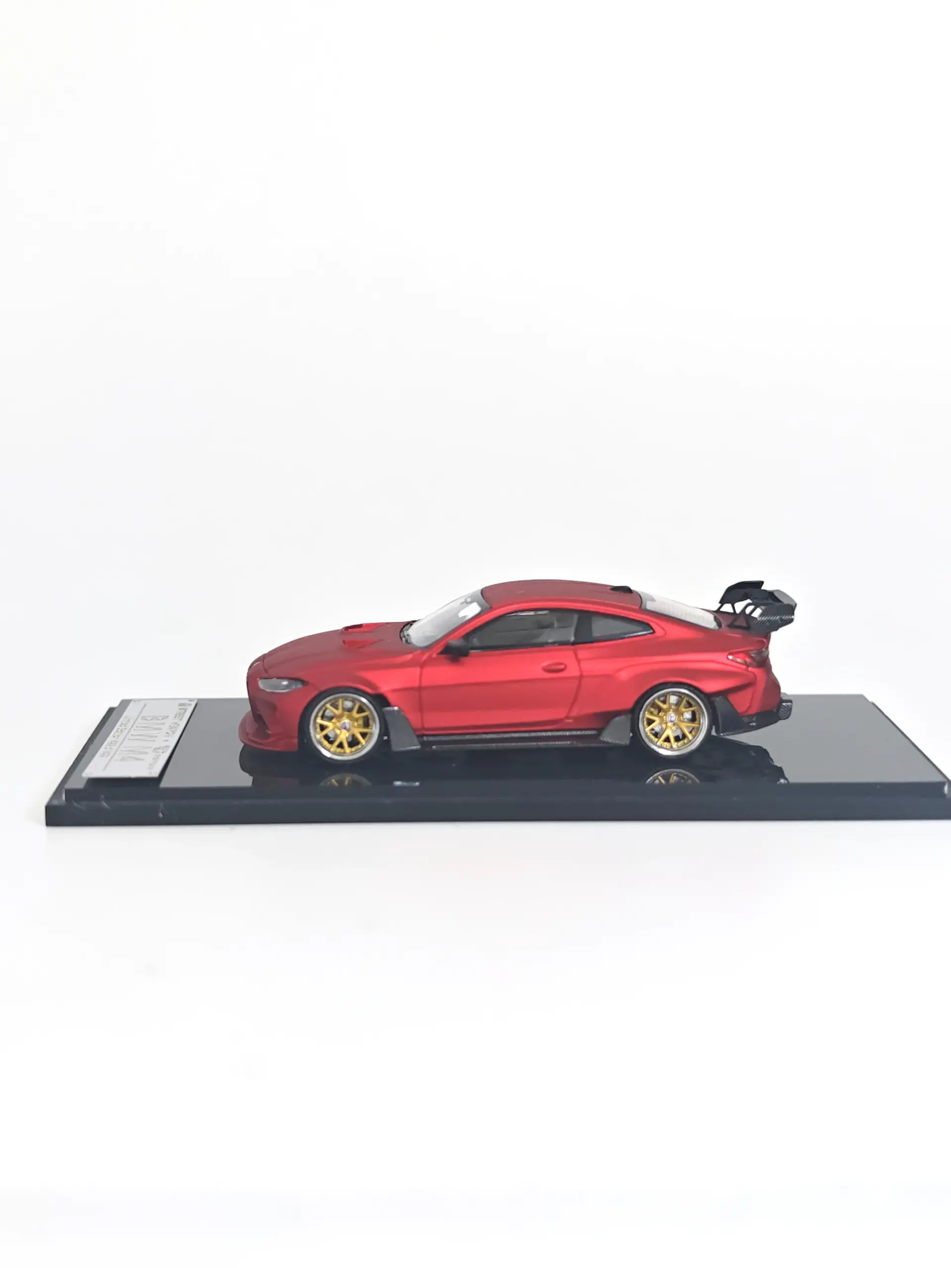G82 M4 Diecast Model Car 1:64 Scale Red 4 G82 M4 Diecast Model Car 1:64 Scale Red - Image 4