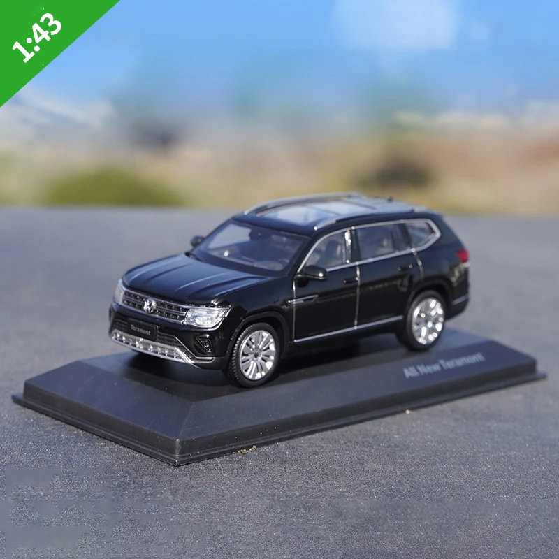 1:43 Teramont SUV Diecast Model in Brown 4 1:43 Teramont SUV Diecast Model in Brown - Image 4