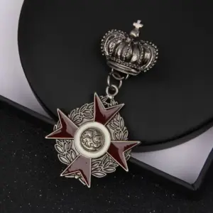 Crown Medal Brooch with Laurel Wreath Design 11 S0c47a392846644dd8d84b09931693cbbk