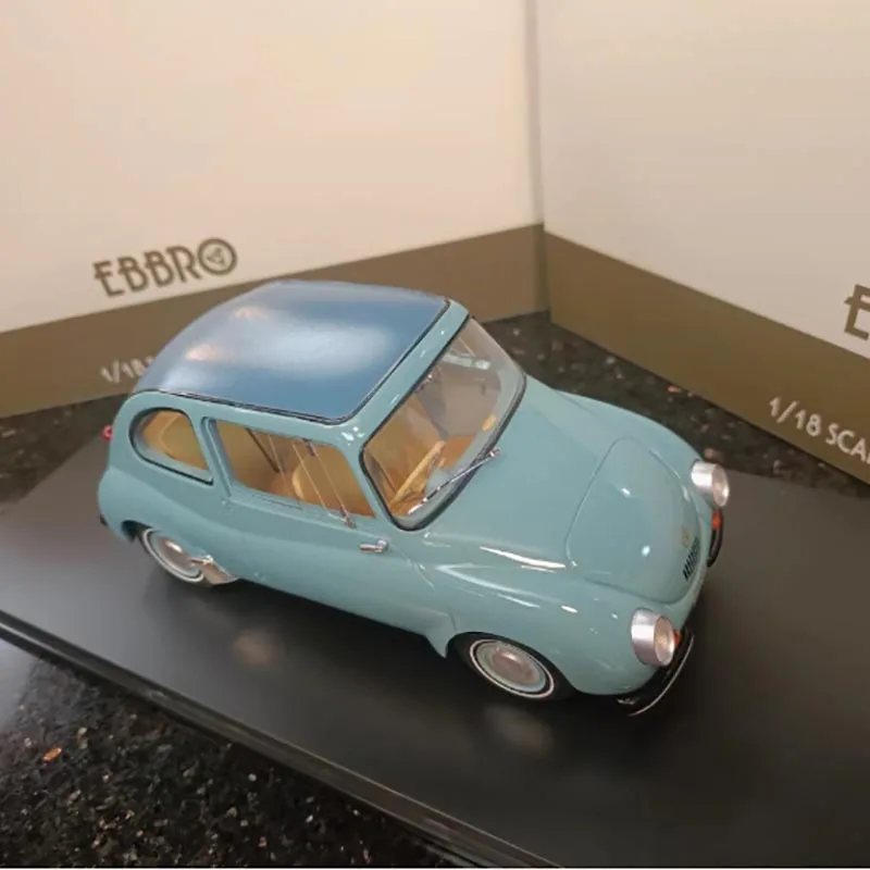 EBBRO 1/18 Scale 1958 Classic Model Car 4 EBBRO 1/18 Scale 1958 Classic Model Car - Image 4