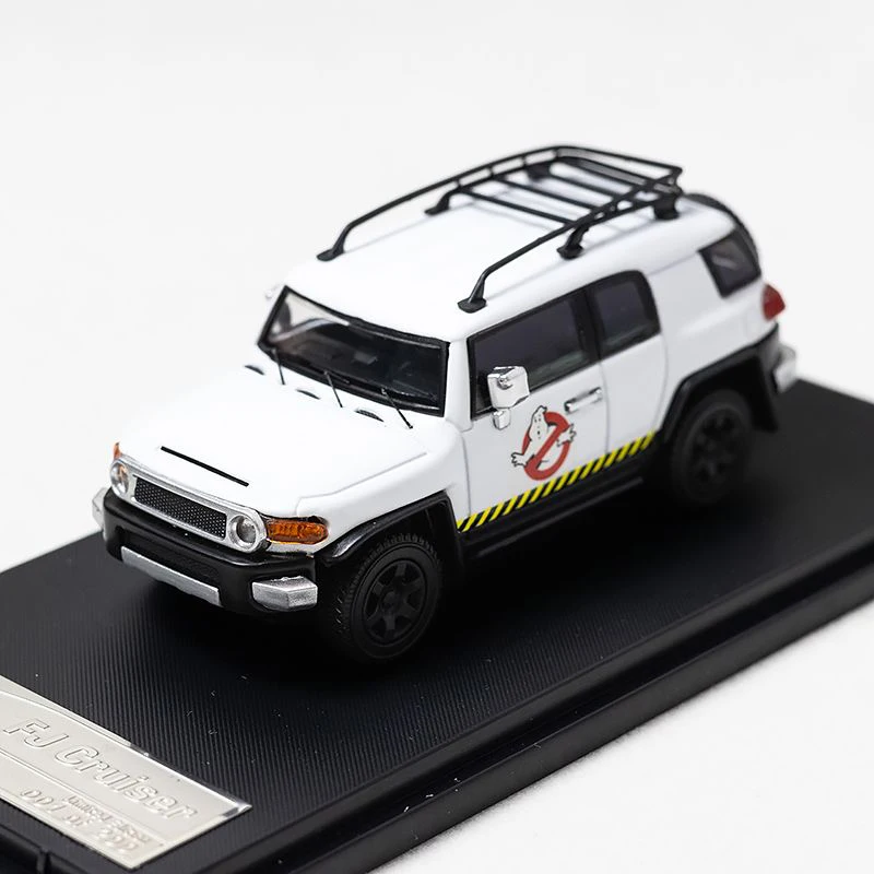 Diecast 1:64 TRD FJ Cruiser Jeep Model Set 6 Diecast 1:64 TRD FJ Cruiser Jeep Model Set - Image 6