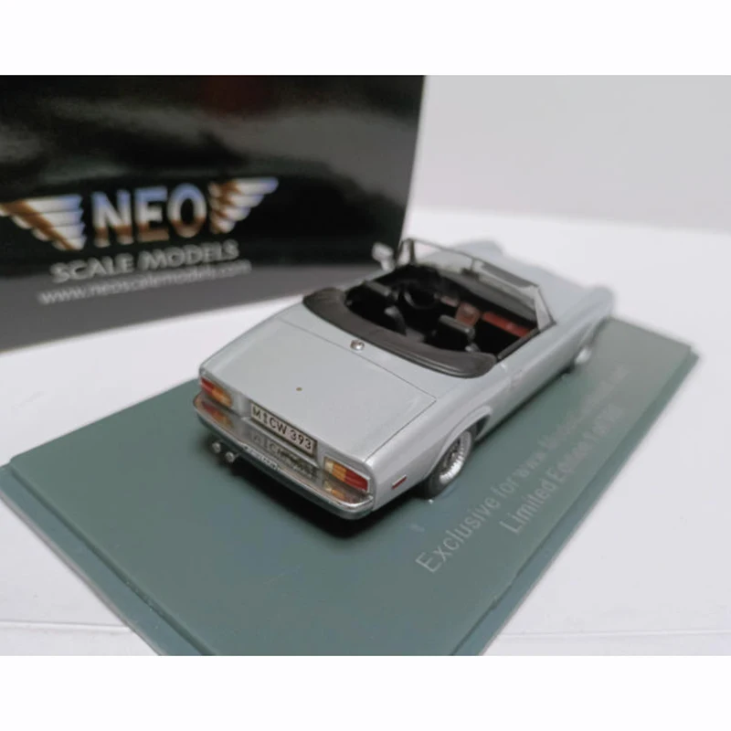 Neo 1/43 MKII 1972 Resin Sports Car Model 2 Neo 1/43 MKII 1972 Resin Sports Car Model - Image 2