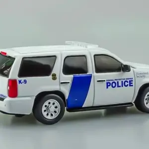 Tahoe Police SUV Diecast Model 1:64 Scale 8 S117cf90388b24f9faef8c284da392c86B