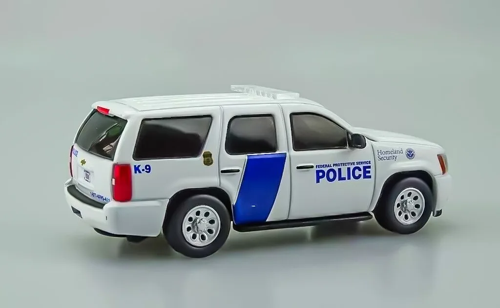 Tahoe Police SUV Diecast Model 1:64 Scale 3 Tahoe Police SUV Diecast Model 1:64 Scale - Image 3