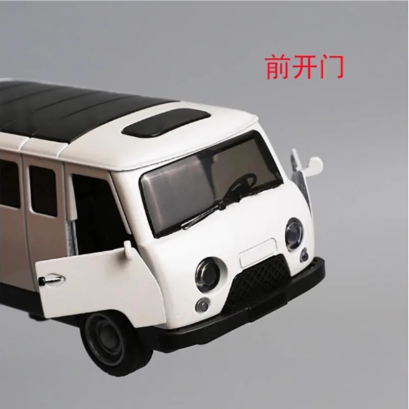 Diecast Russian UAZ Van Collector's Model 3 Diecast Russian UAZ Van Collector's Model - Image 3