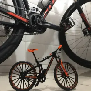 1:10 Mini Finger Mountain Alloy Bicycle Model 25 S13586c48ede94f05ba1b84bd358d5f59q