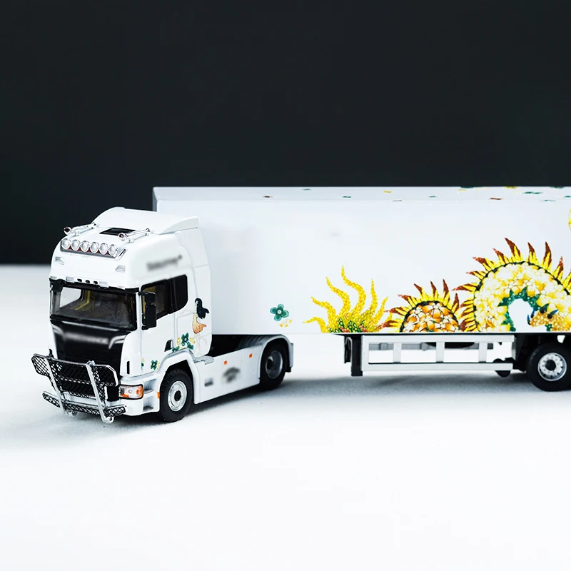 ModernArt 1:64 Dorothy Flower Dragon Model 4 ModernArt 1:64 Dorothy Flower Dragon Model - Image 4