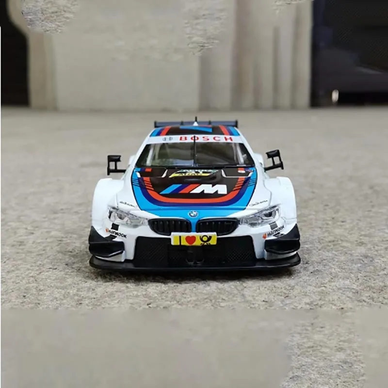M4 DTM 1:24 Scale Diecast Model Car 4 M4 DTM 1:24 Scale Diecast Model Car - Image 4