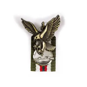 Vintage Military Style Eagle Brooch 10 S17012a5c5f8b4cb9870003f4cf50fc529