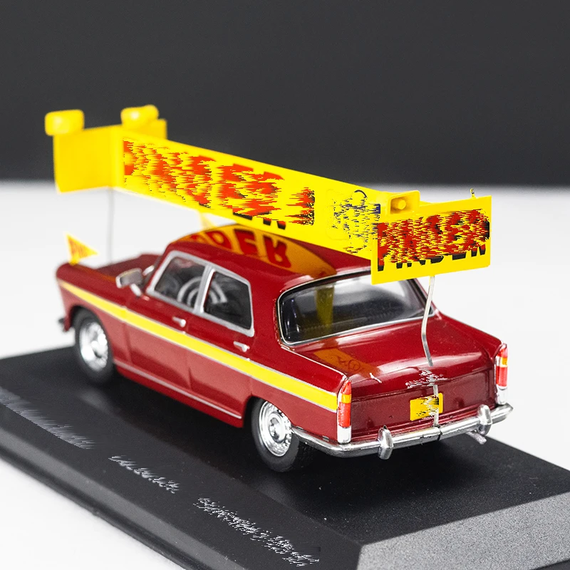 1:64 Scale Diecast Red Rescue Vehicle Model 3 1:64 Scale Diecast Red Rescue Vehicle Model - Image 3