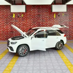 1:24 Mercedes Benz GLE350 Diecast Model 12 S1c71da8931584b0b9753708970ae7595L
