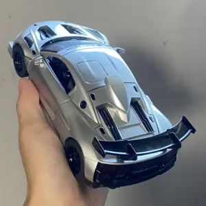 1:24 Scale R8 LMS GT2 Diecast Model Car 12 S1e254f802a8b46d78828557ff9b65a9bi