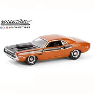 1970 Challenger T/A 1:64 Diecast Model Car 8 S1f37ec91c6e7428f8181241fb5f3ebf5m