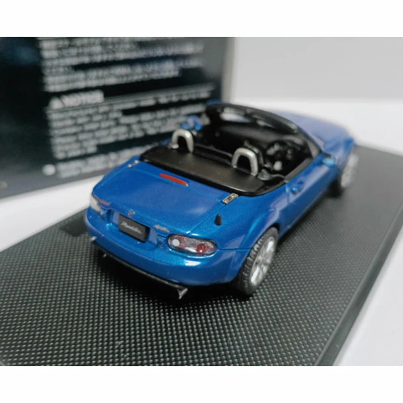 Ebbro 1/43 Mazda MX5 Roadster Diecast Model 2 Ebbro 1/43 Mazda MX5 Roadster Diecast Model - Image 2