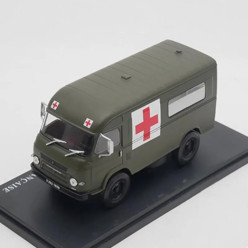 1:43 Scale French Military Ambulance Model 5 1:43 Scale French Military Ambulance Model - Image 5
