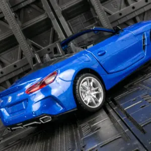 BMW Z4 M40i 1:30 Scale Diecast Model Car 13 S2235edfb94d141b68734331be0a23146M