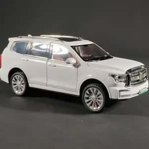 Stunning 1:24 Scale Gold SUV Tank Model 16 S232a72a5eb98429aa4228c545661f502f