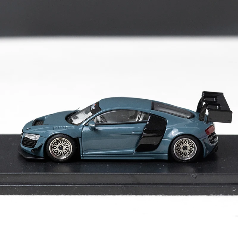 1:64 R8 LMS Ultra Racing Diecast Model Set 5 1:64 R8 LMS Ultra Racing Diecast Model Set - Image 5