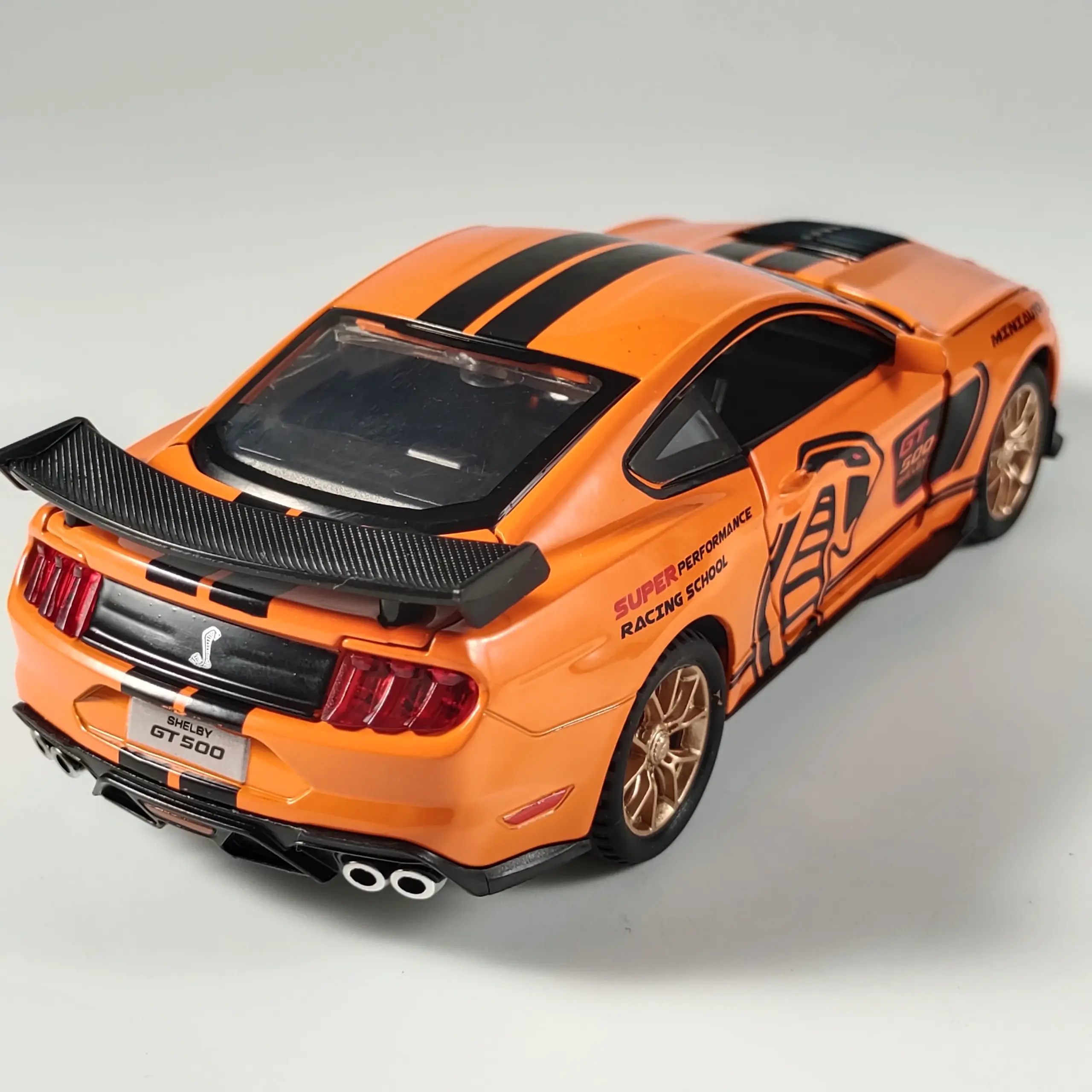 1:32 Scale Ford Mustang Viper GT500 Model 5 1:32 Scale Ford Mustang Viper GT500 Model - Image 5