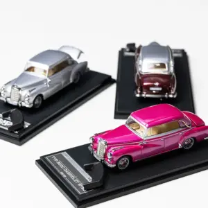 1:64 Diecast 300D Convertible Vintage Car 10 S2aa163bf4cdc4fa0bfffe7c51701ae432