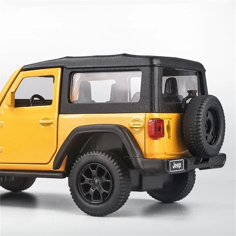 1:36 Scale Jeep Wrangler Rubicon Diecast Model 5 1:36 Scale Jeep Wrangler Rubicon Diecast Model - Image 5