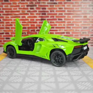 Lamborghini LP750 1:32 Scale Die-Cast Model 14 S2d20f68ad06d4dcf8879da61bab8bac8y