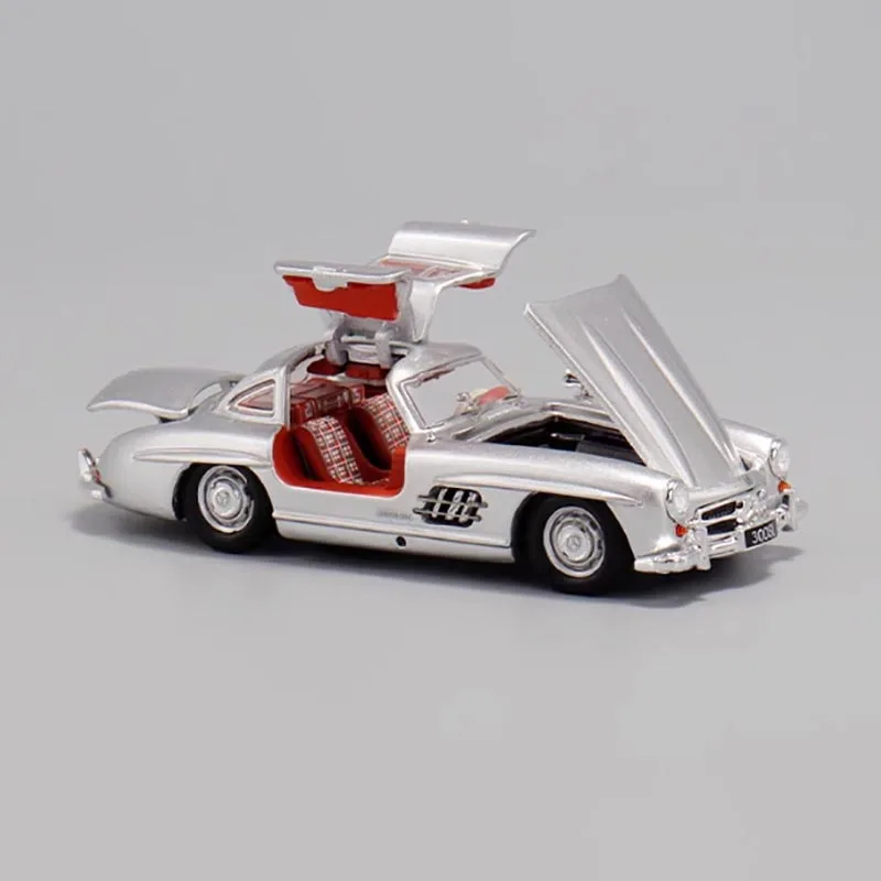 1:64 Scale Mercedes-Benz 300SL W198 Model 2 1:64 Scale Mercedes-Benz 300SL W198 Model - Image 2