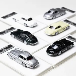 1:64 Mercedes-Benz 300SL Diecast Model Collection 10 S39419aaabb3e4c39a44585465fffb14eg