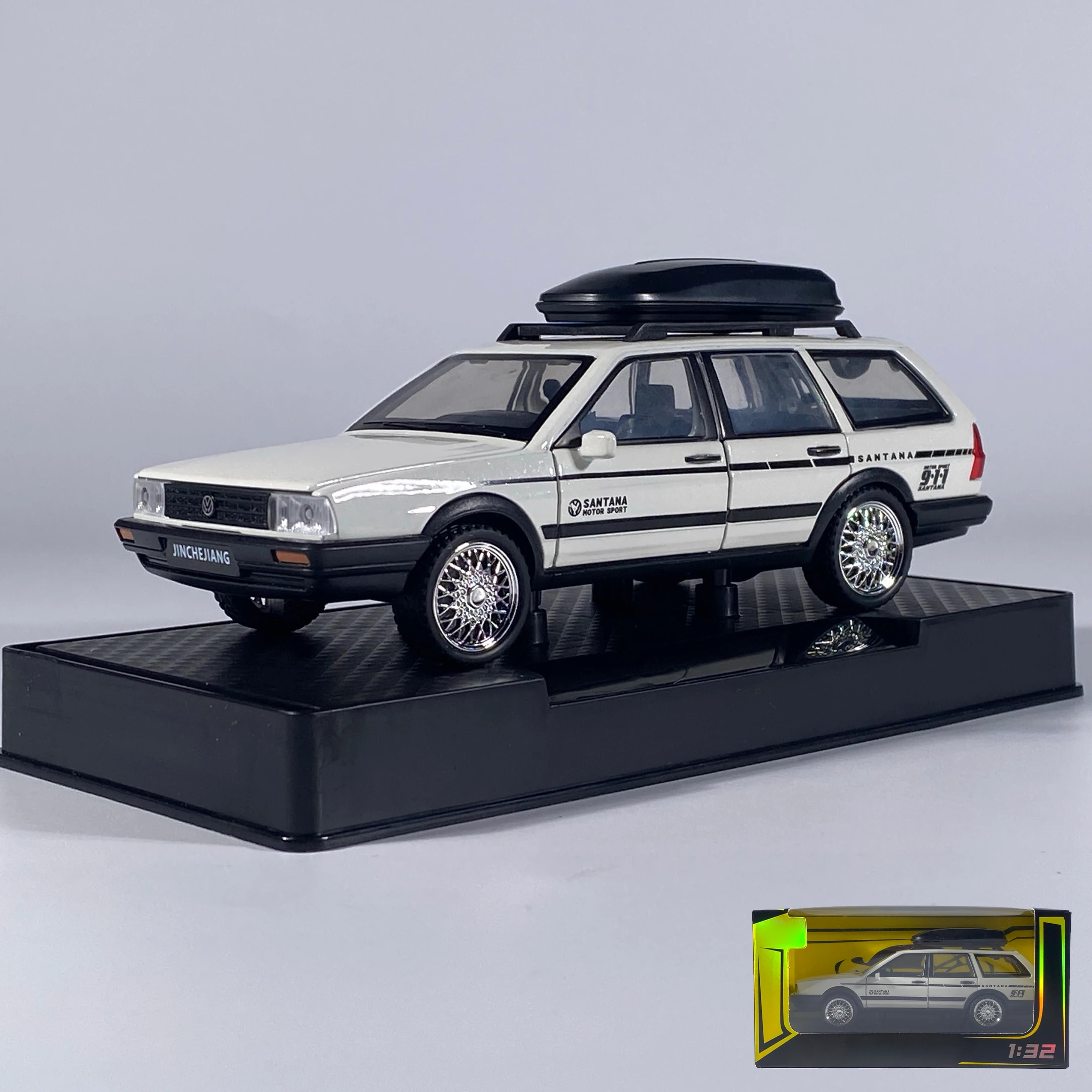1:32 Volkswagen Santana Diecast Model Red 11 1:32 Volkswagen Santana Diecast Model Red - Image 11
