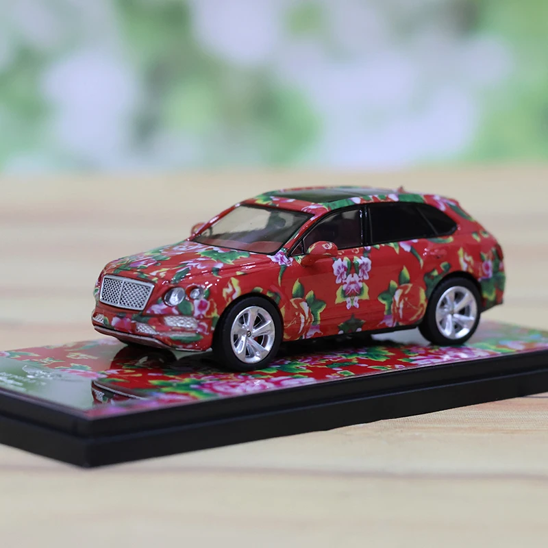 Hone 1:64 Scale Bentayga SUV Model Collection 5 Hone 1:64 Scale Bentayga SUV Model Collection - Image 5