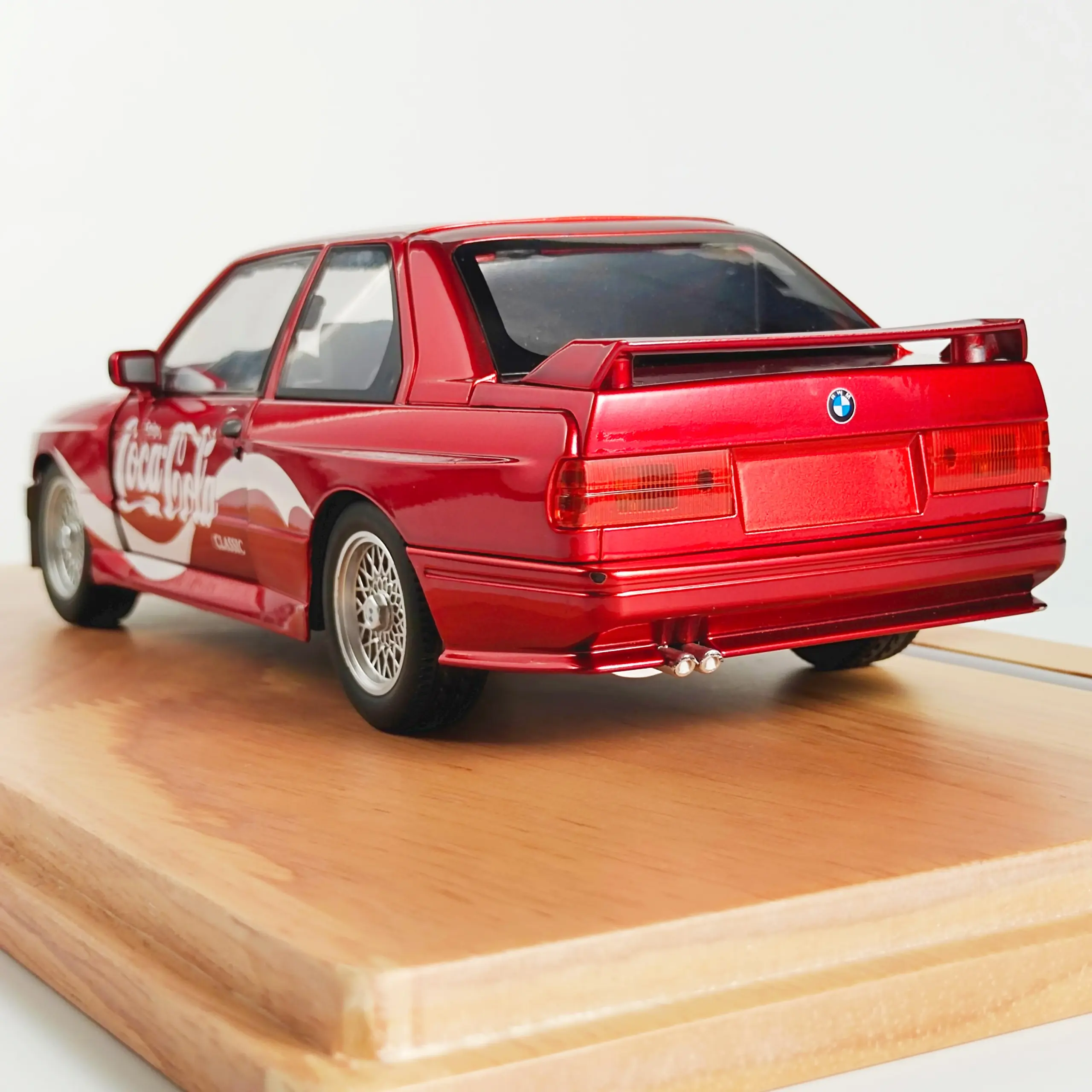 Coca-Cola 1988 Mazda RX-7 Diecast Model 1:24 6 Coca-Cola 1988 Mazda RX-7 Diecast Model 1:24 - Image 6