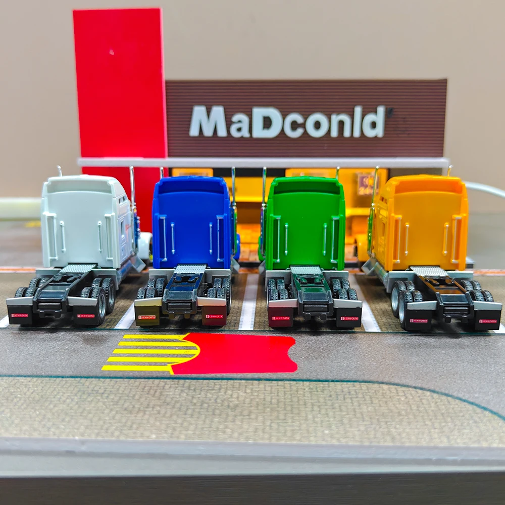 Kenworth W900 Tandem Axle Model Truck Set 4 Kenworth W900 Tandem Axle Model Truck Set - Image 4