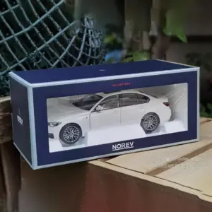 1:18 Scale BMW 330i Model in Black and White 11 S3ffc3feed6244f4a80cc40d4bc357a14X