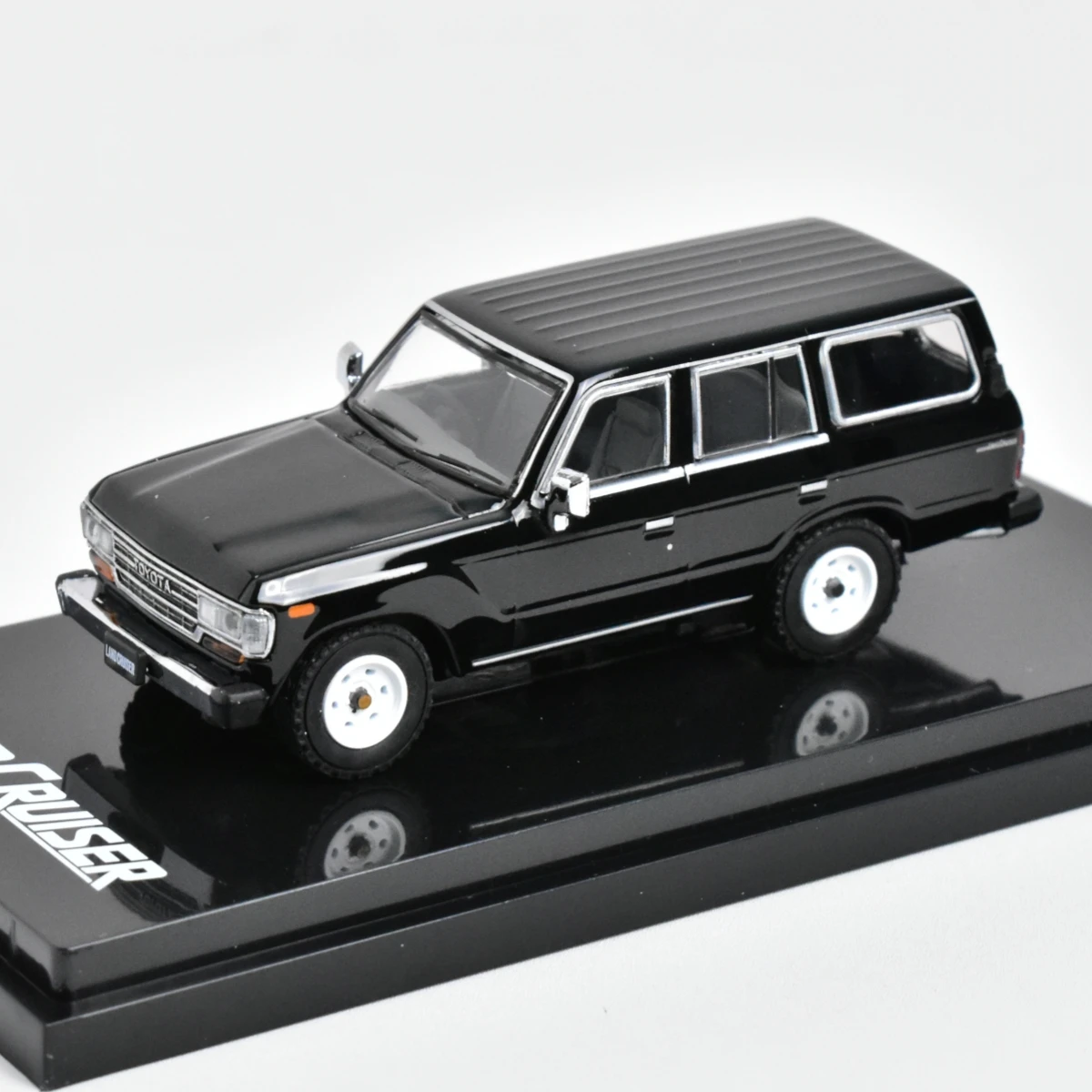 HOBBY JAPAN 1:64 LC300 JA300W Diecast Set 18 HOBBY JAPAN 1:64 LC300 JA300W Diecast Set - Image 18