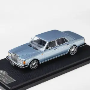 GFCC 1:64 Silver Spike Silver Cloud Model 17 S48343adf7eb54569aaf14df167f14d3ag